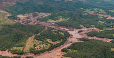 Vista aérea de Brumadinho após rompimento da barragem da Vale (foto IBAMA).